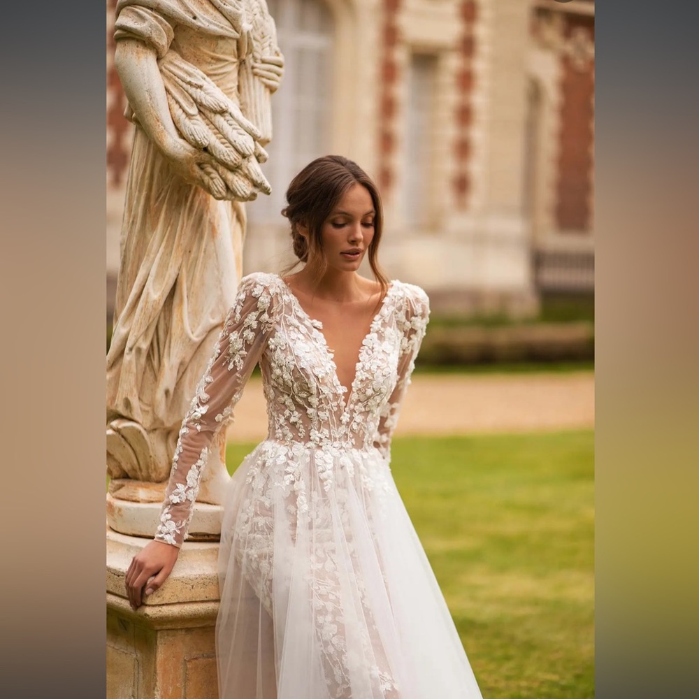 Elena Morar wedding dress CT-019